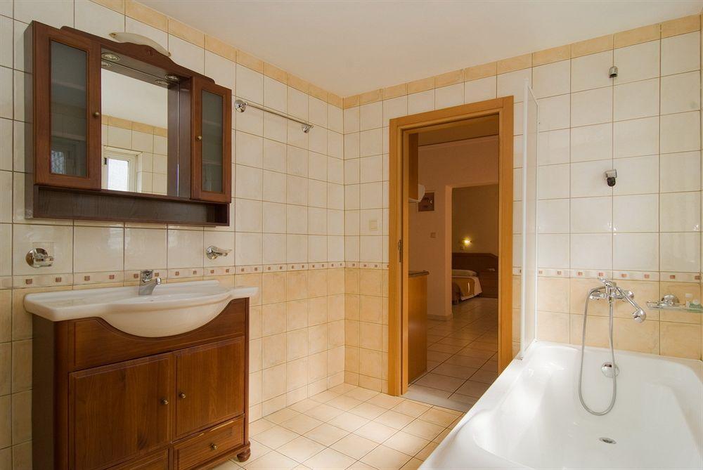 Tropicana Beach Hotel ستالوس المظهر الخارجي الصورة